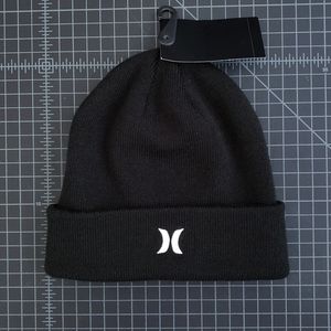 HURLEY ICON CUFF BEANIE -BLACK